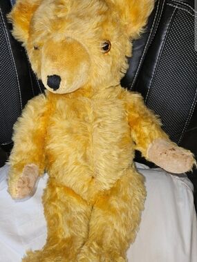 Vintage mohair, arms and legs and neck jointed, teddy bear yellow, collectible.